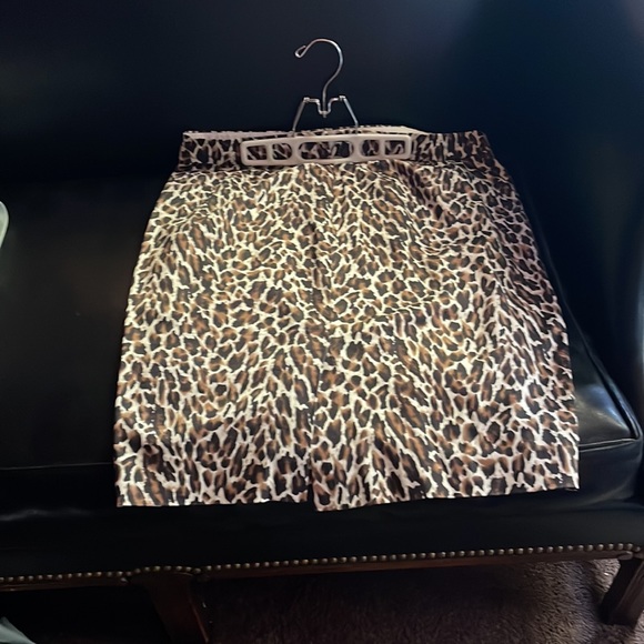Lessors print skirt - Picture 6 of 8